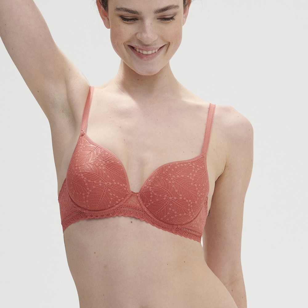 Simone Perele Lace Underwire Bra in Coral Pink